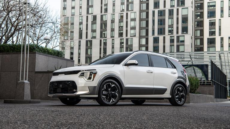 2023 Kia Niro EV front left